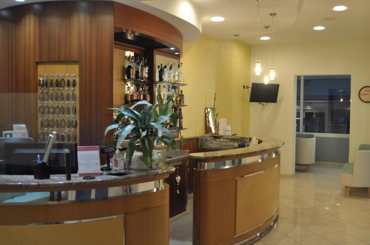 רימיני Hotel Adriatic&Beauty מראה חיצוני תמונה