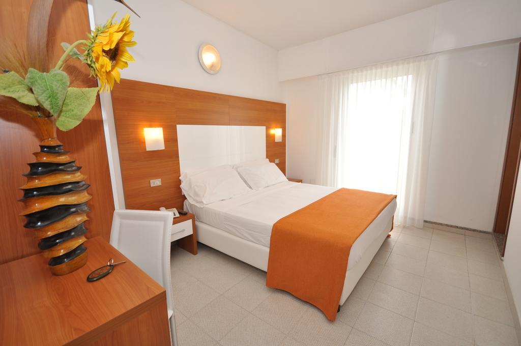 רימיני Hotel Adriatic&Beauty חדר תמונה