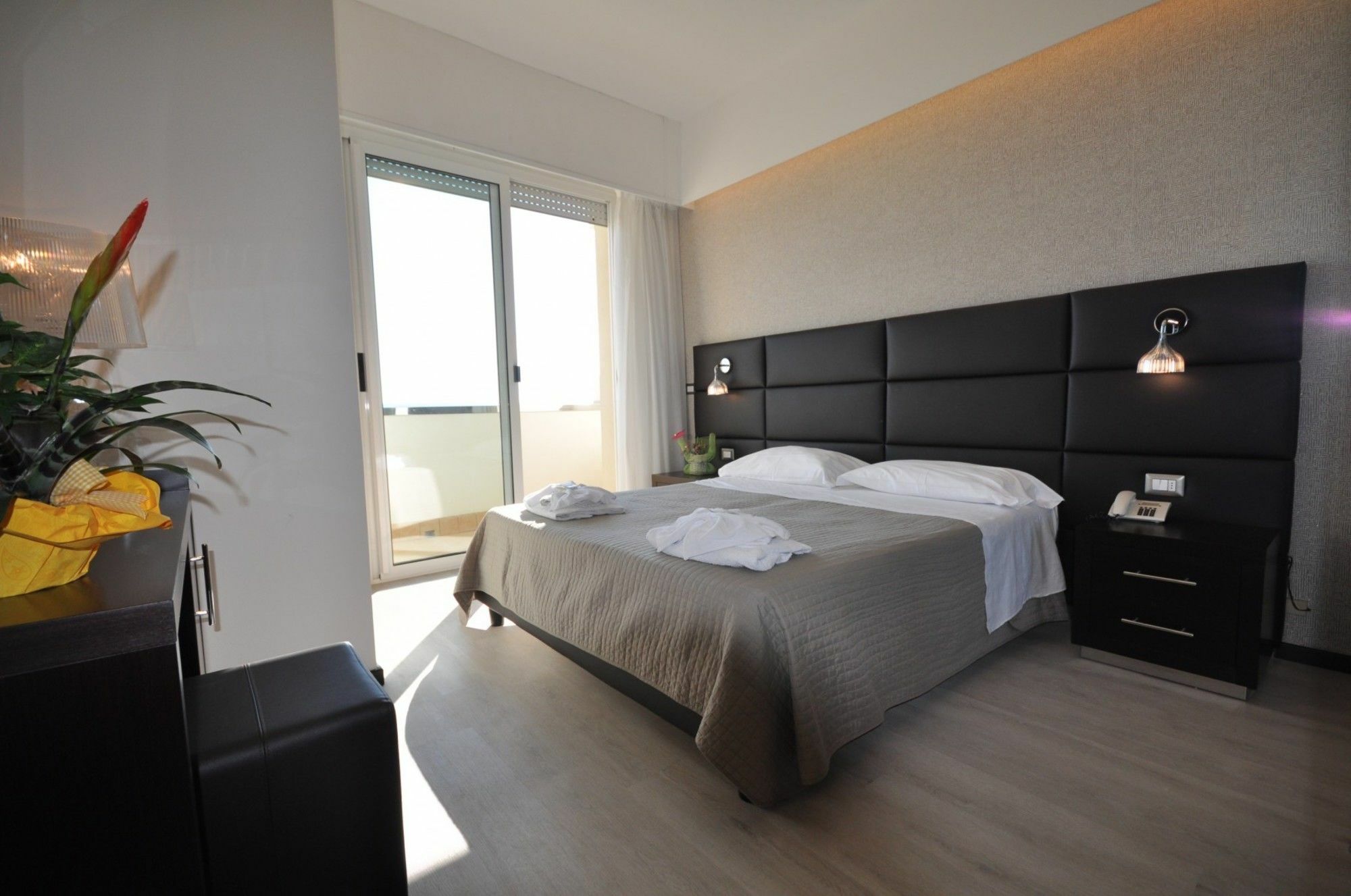 רימיני Hotel Adriatic&Beauty מראה חיצוני תמונה